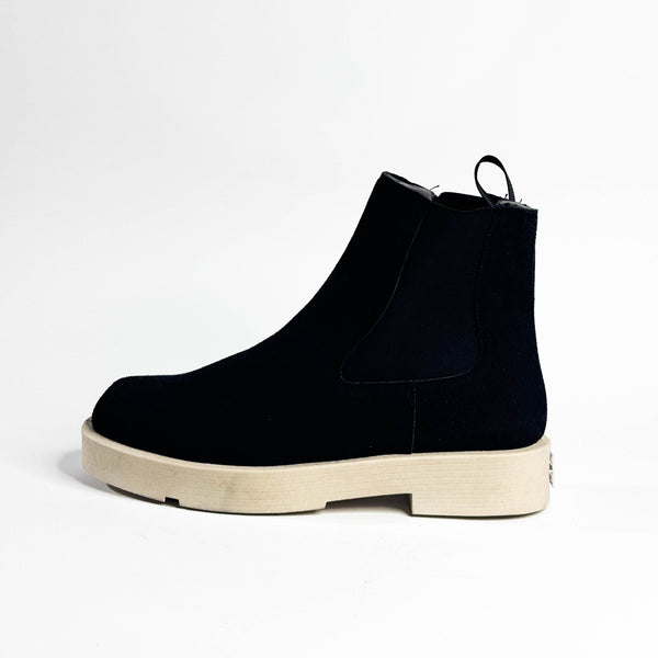 Tan Suede Chelsea Boot / Black